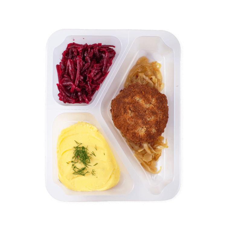 Tradycyjny kotlet mielony w towarzystwie aksamitnego puree i świeżej mizerii. Domowy, syty lunchbox w idealnej równowadze smaków i tekstur.
