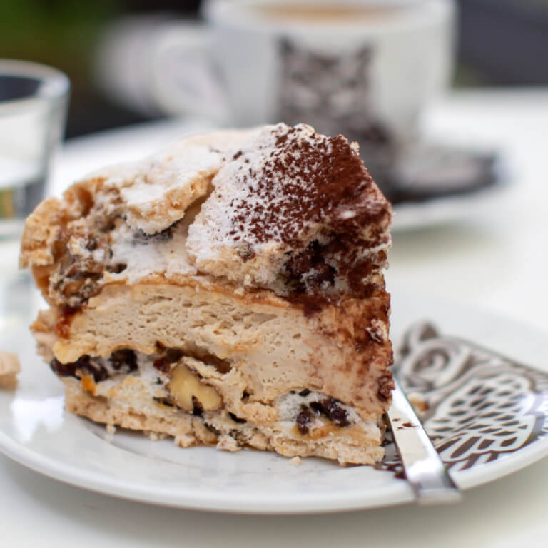 Dacquoise cake - Standard cakes - Cakes - Zdjęcie 1