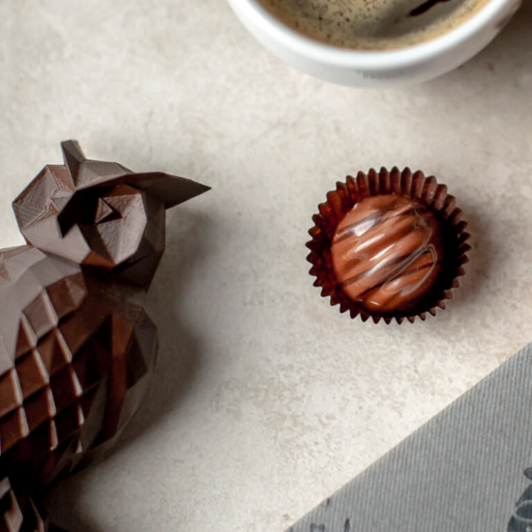 Amaretto praline   - Pralines - Chocolate delicacies - Zdjęcie 3
