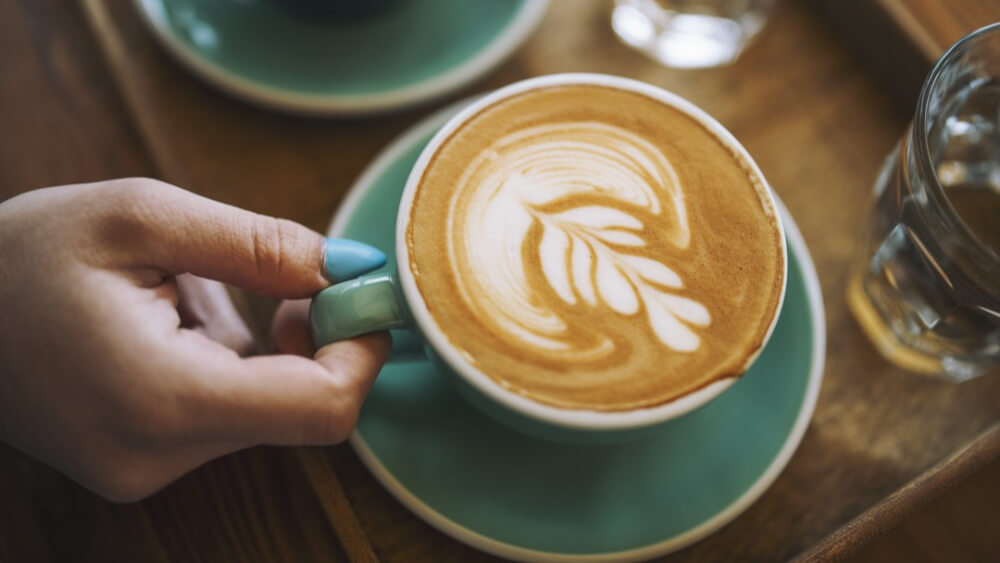 Co podać do cappuccino? Sprawdź ofertę Cukierni Sowa